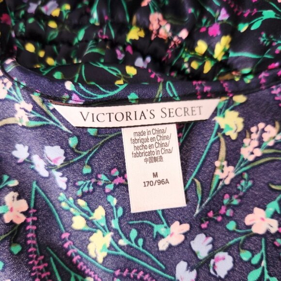 NWOT Super Cute Victoria's Secret Floral Satin Romper Size Medium - Picture 6 of 6